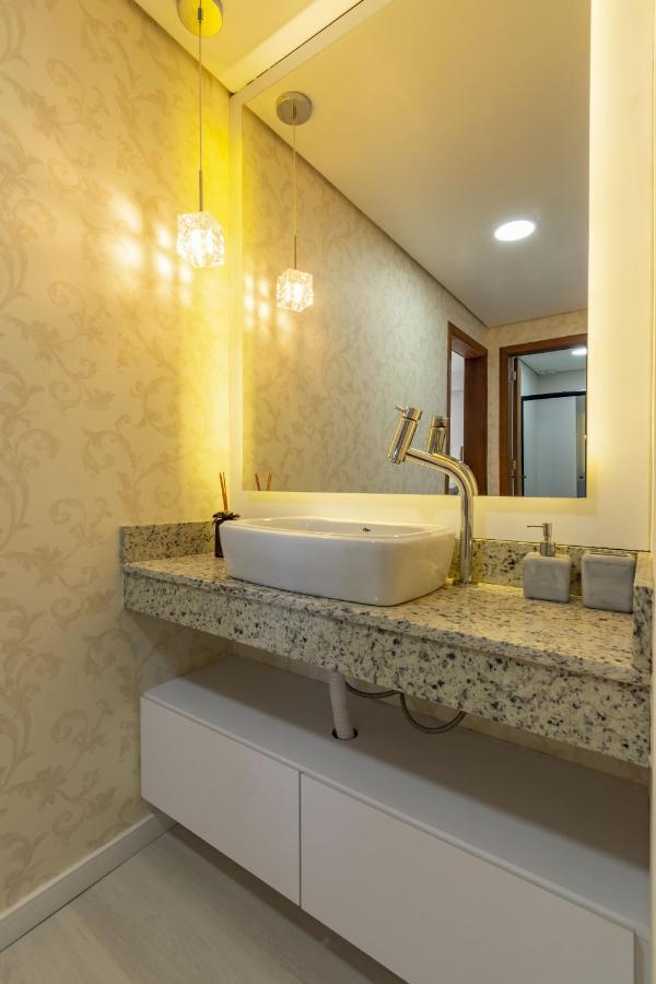 Rosa Edificio Solar Da Encosta Apartment Грамаду Екстериор снимка